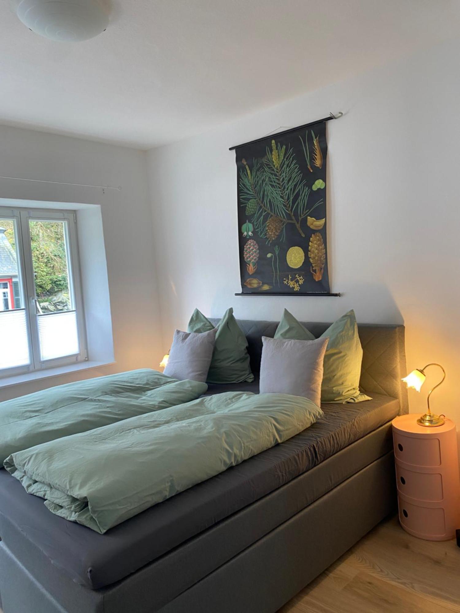 Hueftgold Schlafen & Wohnen Appartement Monschau Buitenkant foto